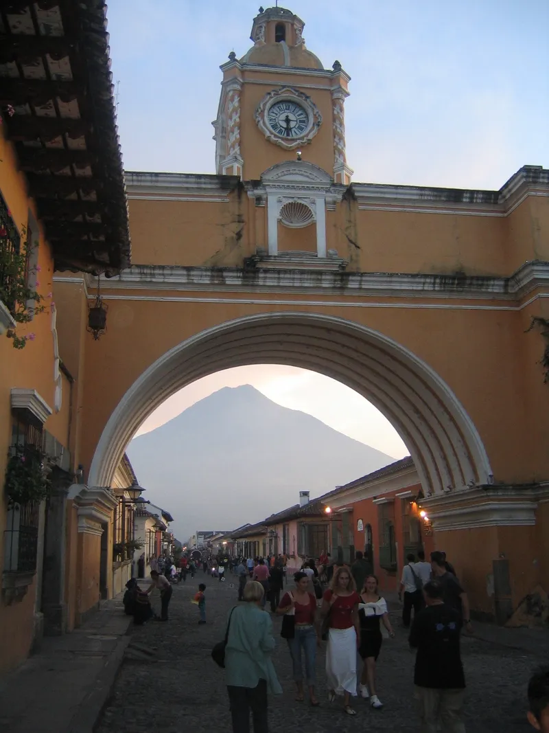 Santa Catilina Arch
